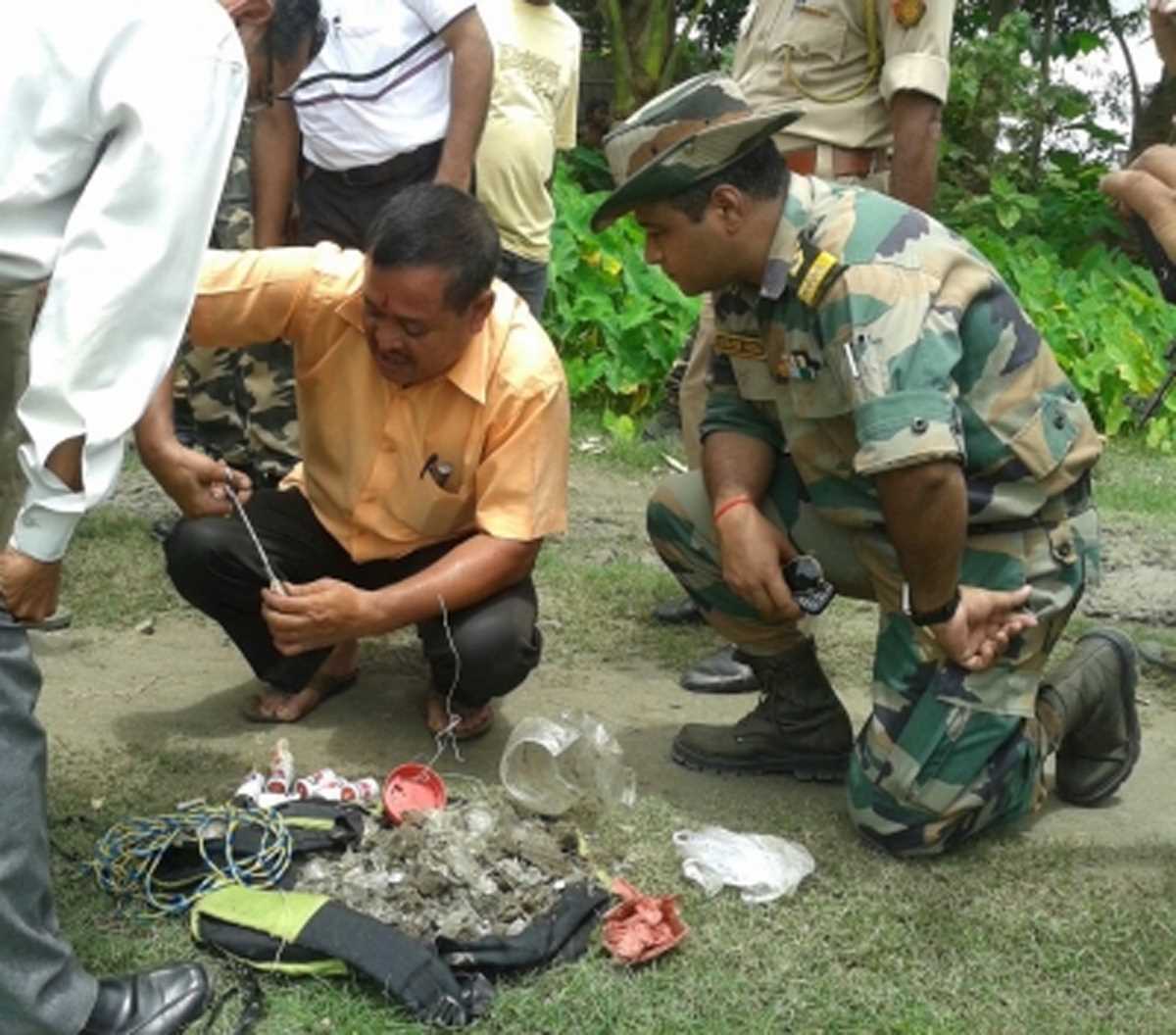 बिहार में नक्सलियों की बड़ी साजिश नाकाम, 2 शक्तिशाली केन आईईडी बम बरामद